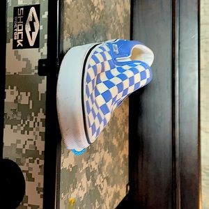 Vans that I wore once but don’t have a box